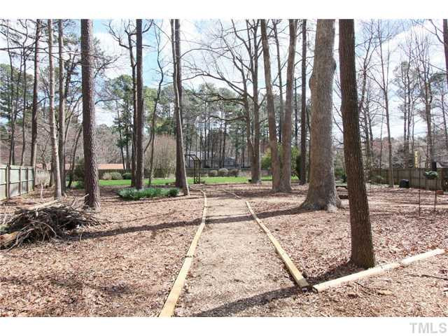 8816 Trailing Cedar Drive Raleigh, NC 27613 - Photo 18 of 24 Photo 18