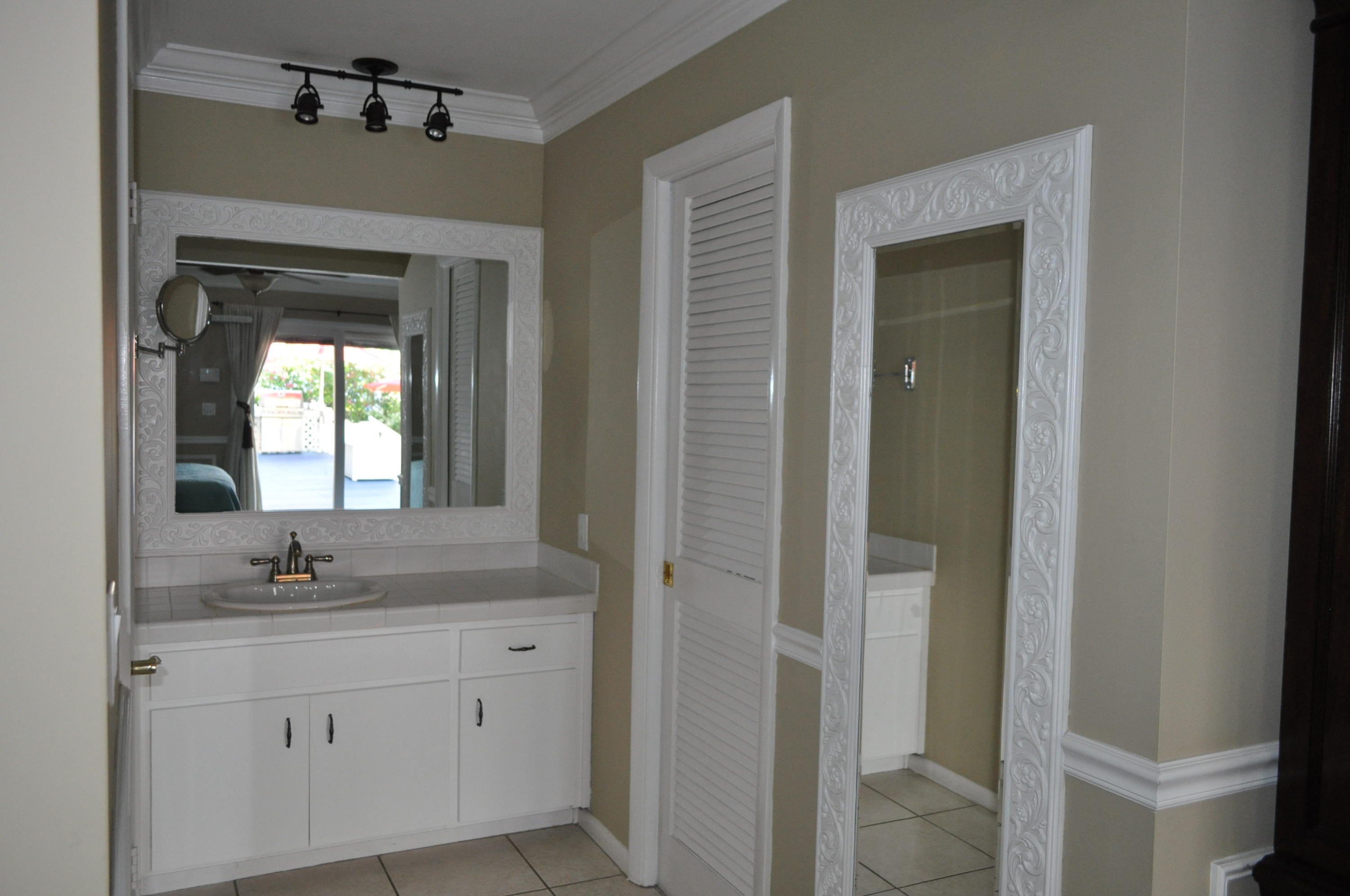 114 Faith Way Jupiter, FL 33458 - Photo 19 of 36 Master Bath