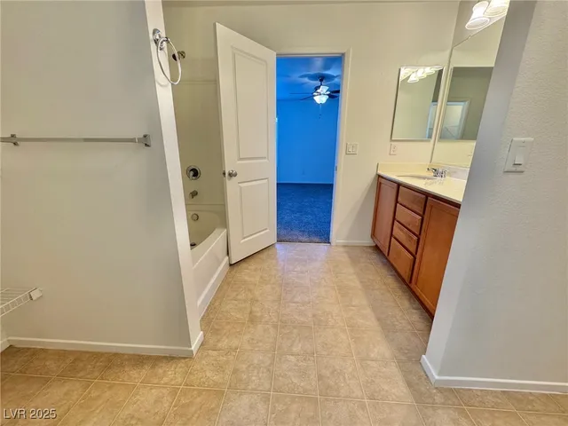 $2,175 | 2882 Culloden Avenue, Henderson, NV 89044