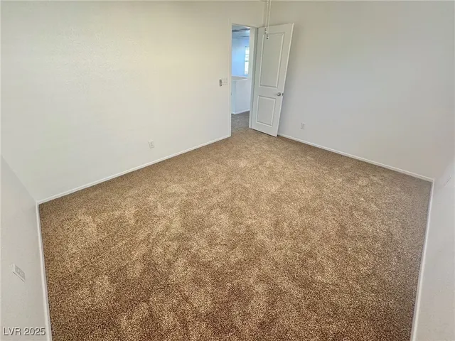 $2,175 | 2882 Culloden Avenue, Henderson, NV 89044