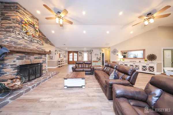 $1,250,000 | 94 East Pleasant Grove Road, Jackson, NJ 08527