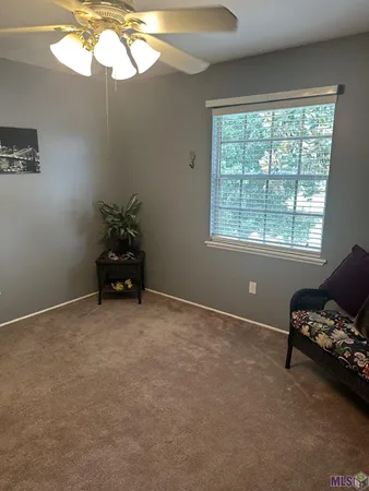 $215,000 | 440 Holy Cross Place, Kenner, LA 70065