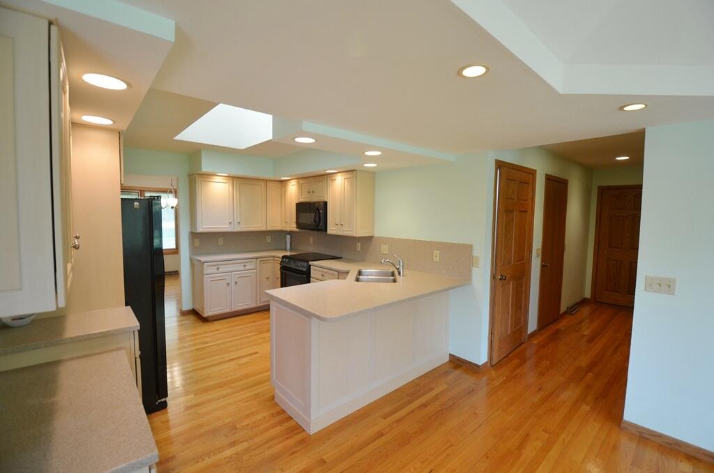1670 Turtle Mound Lane Whitewater, WI 53190 - Photo 13 of 59 Kitchen 1