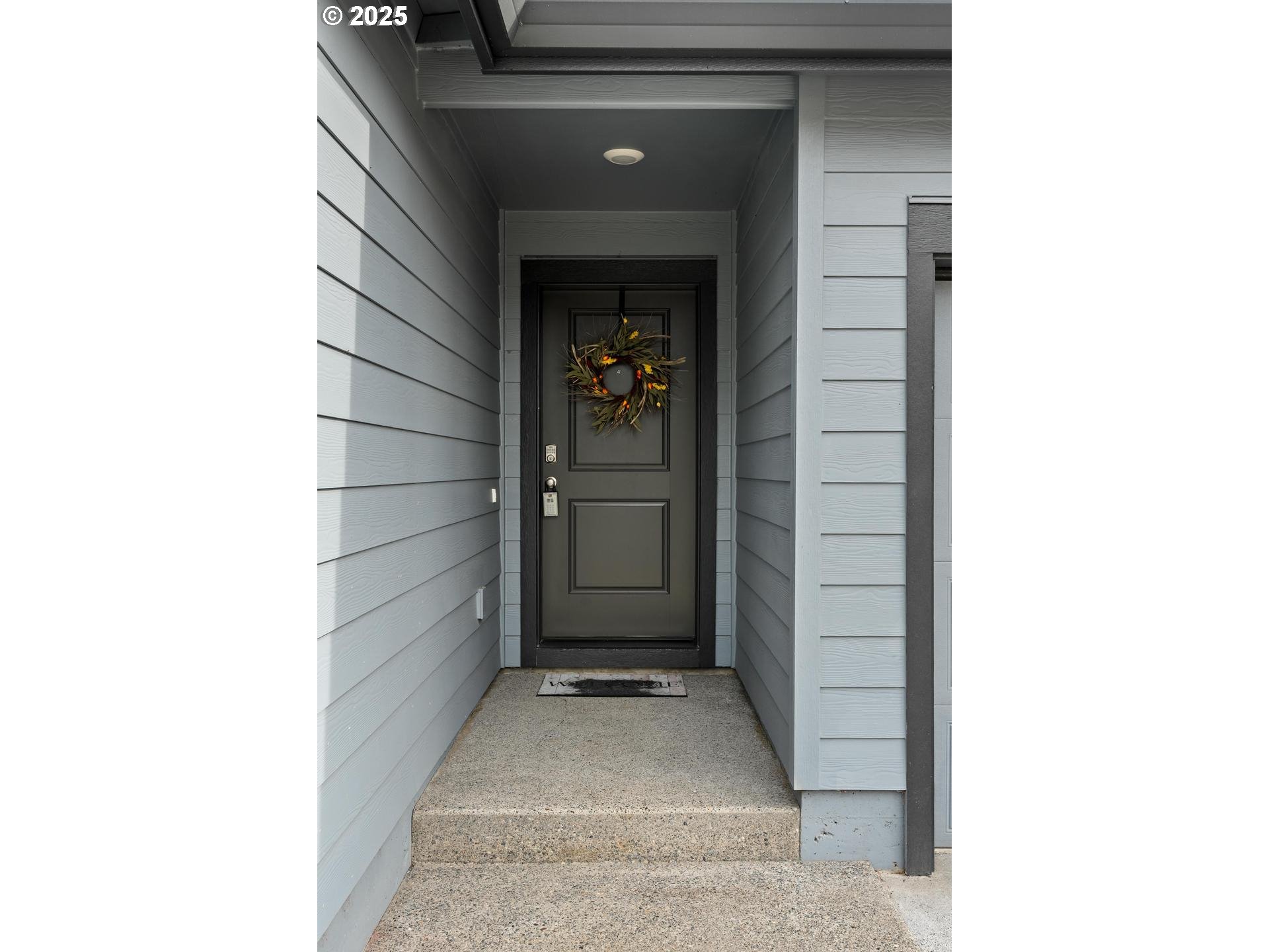 52256 Southeast 6th Street Scappoose, OR 97056 - Photo 4 of 32