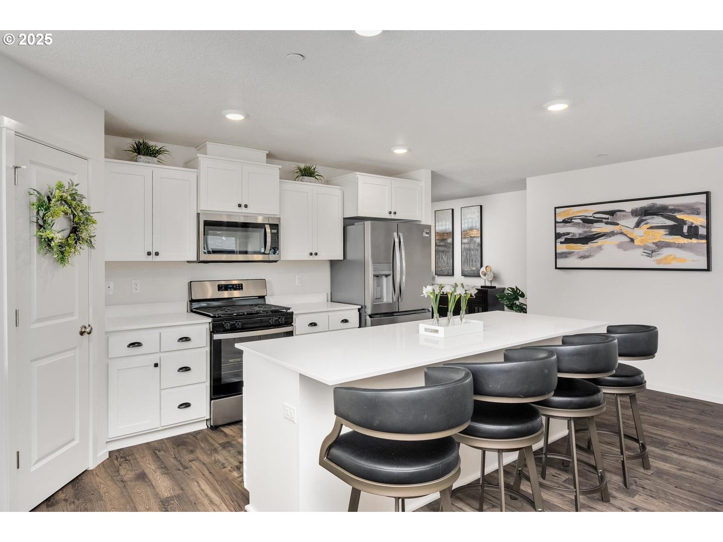 52256 Southeast 6th Street Scappoose, OR 97056 - Photo 7 of 32