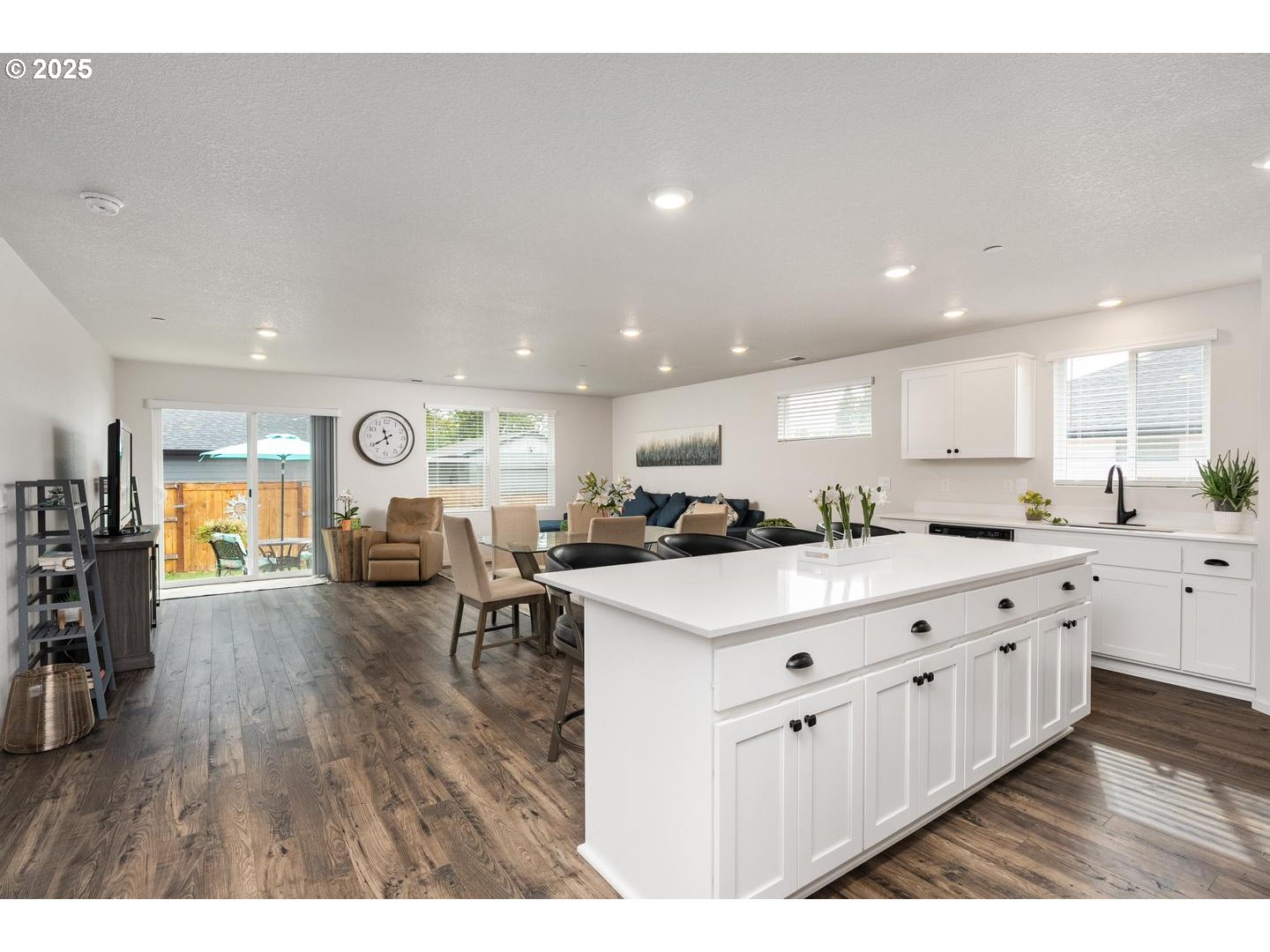 52256 Southeast 6th Street Scappoose, OR 97056 - Photo 8 of 32