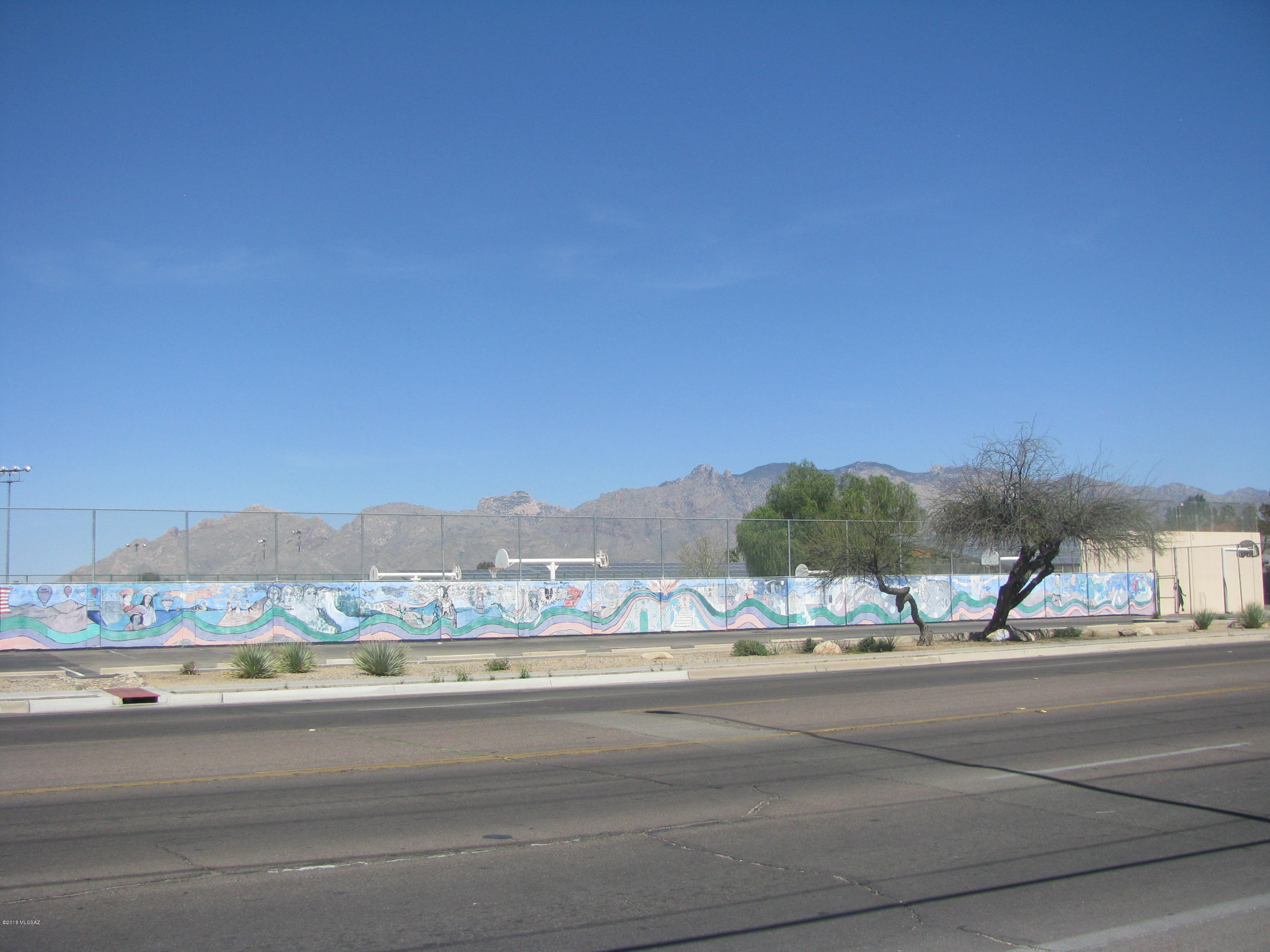 316 East Prince Road, Unit 4 Tucson, AZ 85705 - Photo 7 of 11