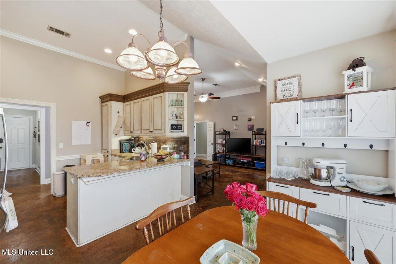 608 Summer Place Flowood, MS 39232 - Photo 14 of 29 14-608 Summer Pl _ Home Tours MS