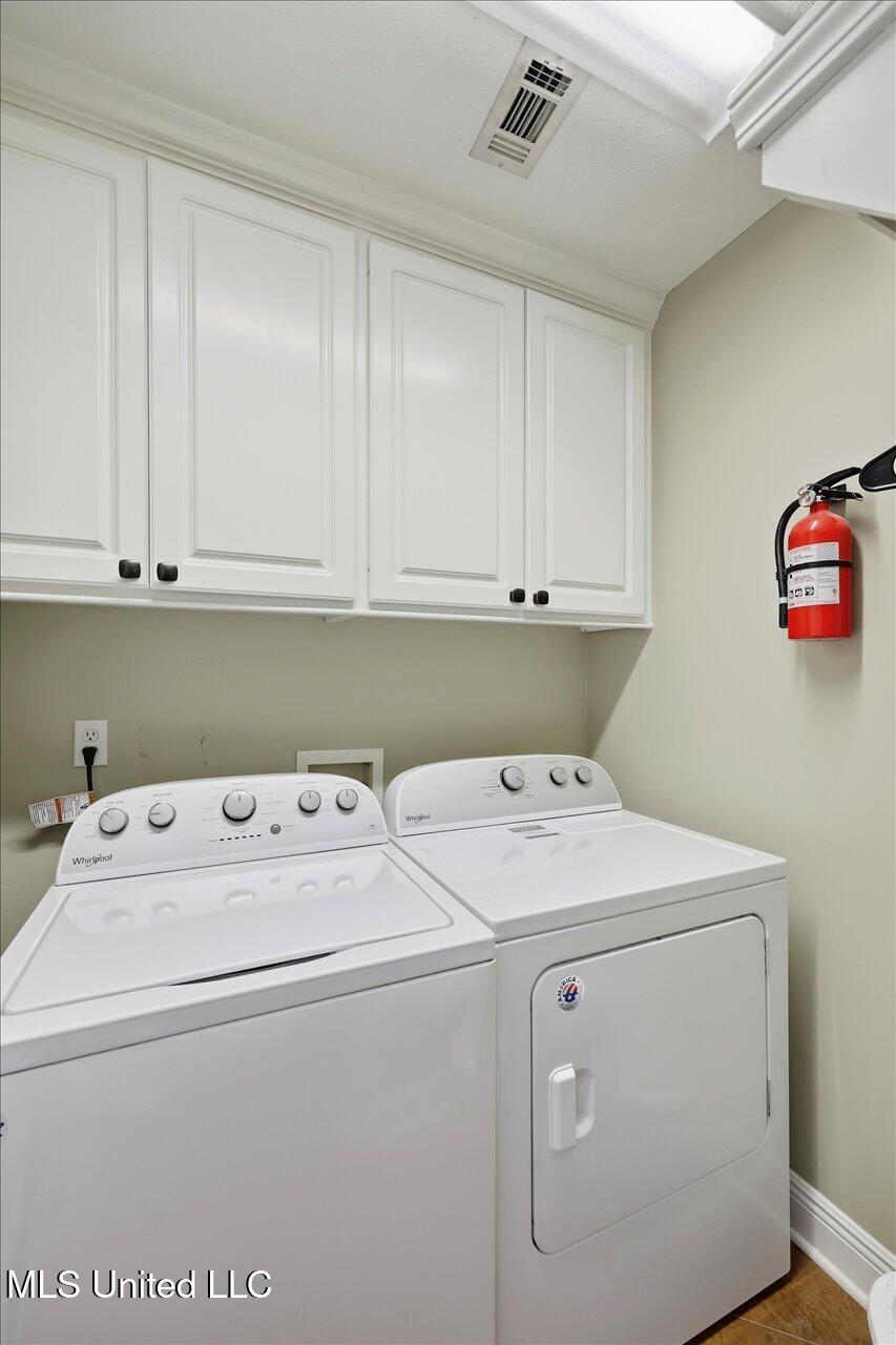 608 Summer Place Flowood, MS 39232 - Photo 15 of 29 15-608 Summer Pl _ Home Tours MS