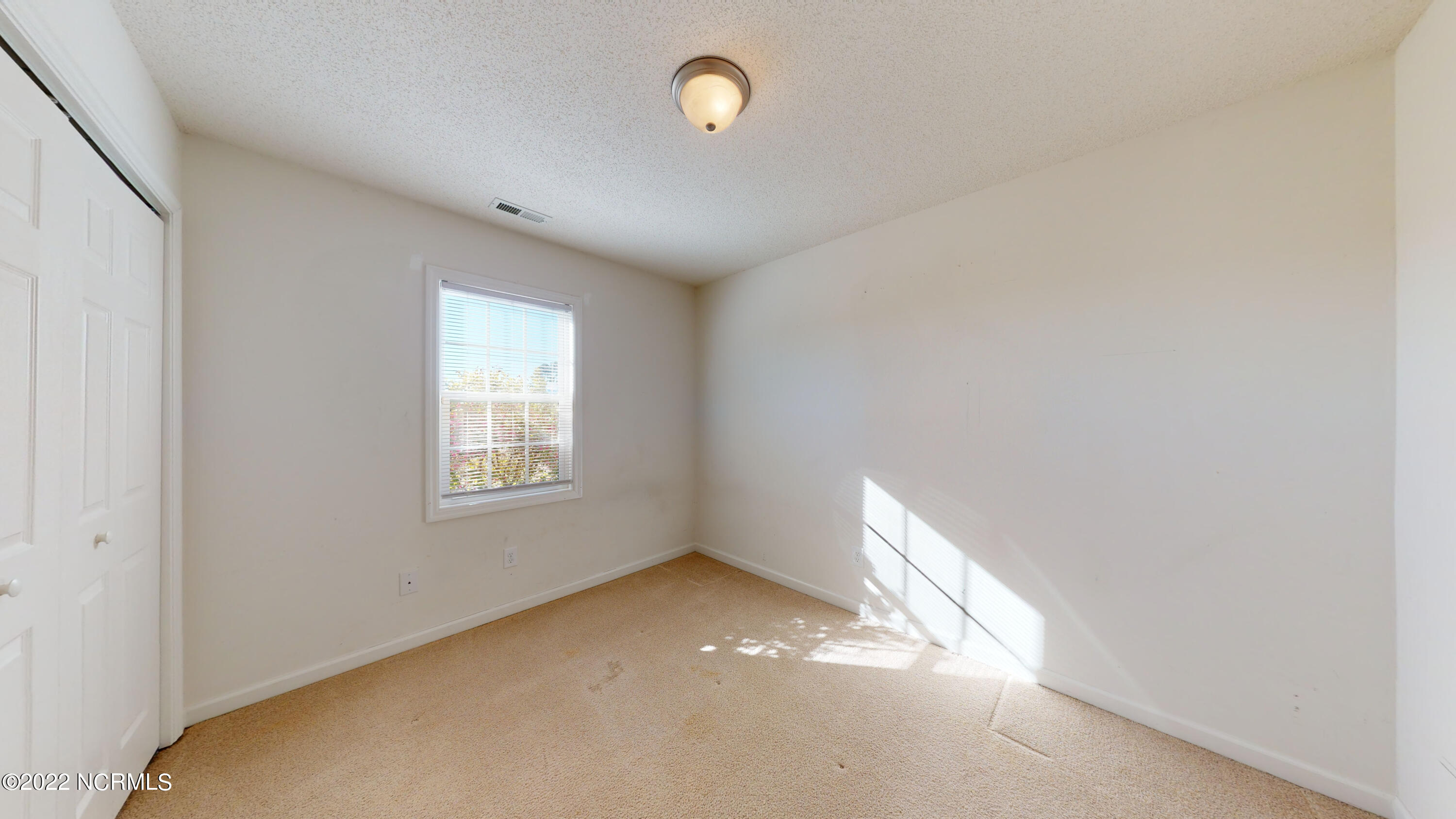 401 Shale Road Hubert, NC 28539 - Photo 13 of 23 401-Shale-Dr-01112022_135208