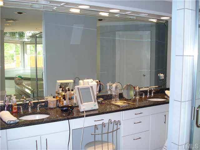 3601 Canter Lane Raleigh, NC 27604 - Photo 18 of 25 Dual Vanity with Granite Countertop!