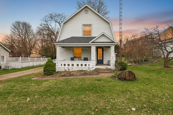 $199,900 | 57223 South Main Street, Mattawan, MI 49071