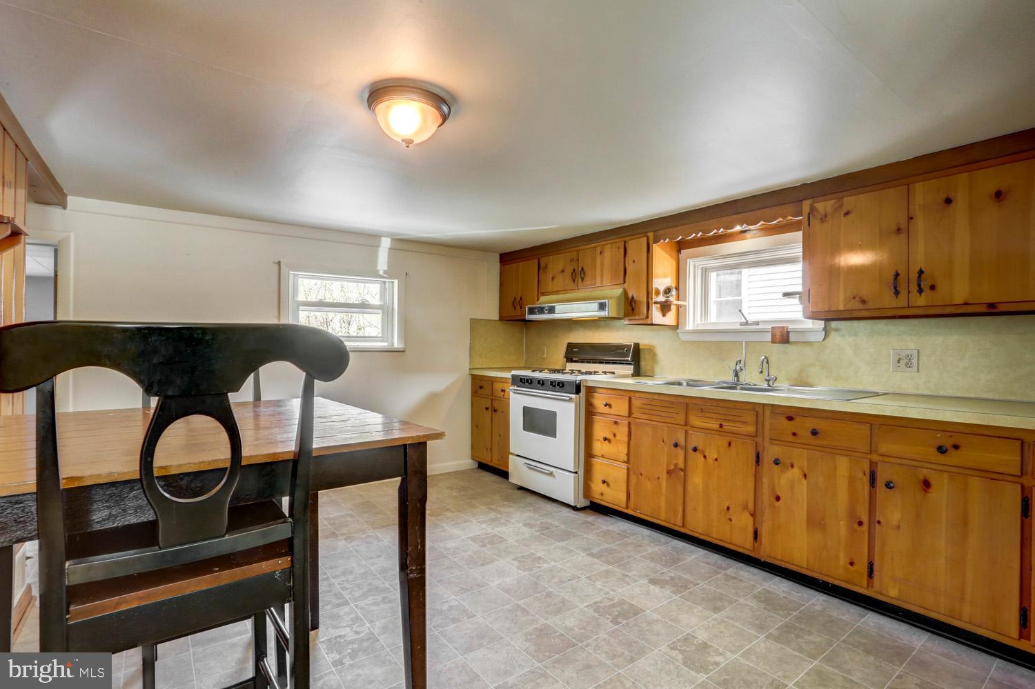 2035 Main Street Lititz, PA 17543 - Photo 14 of 29