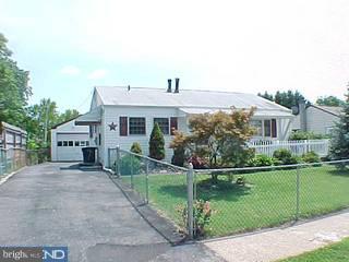 7 Midfield Road New Castle, DE 19720 - Photo 1 of 6 Gallery Image 1