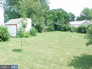 7 Midfield Road New Castle, DE 19720 - Photo 2 of 6 Gallery Image 2