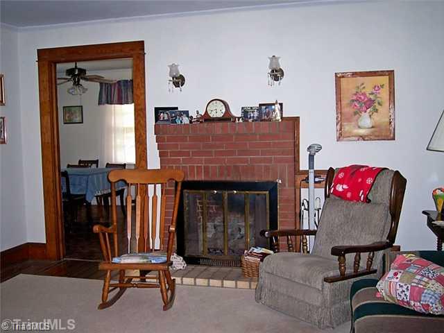 664 Milling Road Mocksville, NC 27028 - Photo 5 of 15 Living Room.