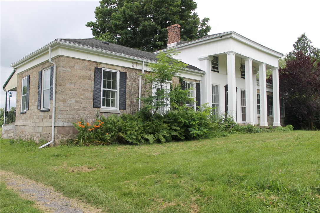 411 White Road Sweden, NY 14420 - Photo 4 of 25