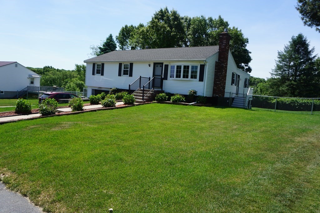 14 Jayson Road Methuen, MA 01844 - Photo 2 of 27 Gallery Image 2