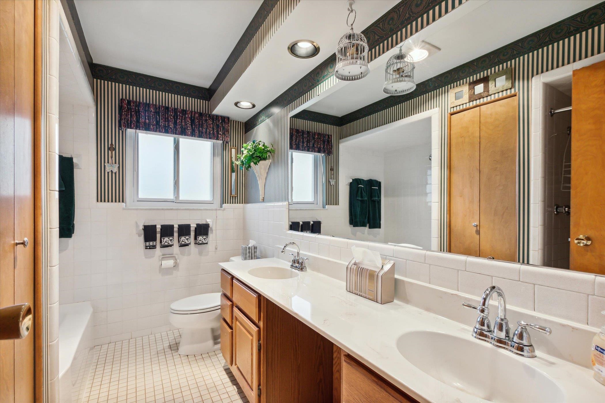 33605 Mulvey Road Fraser, MI 48026 - Photo 26 of 49 50106314-25.JPG