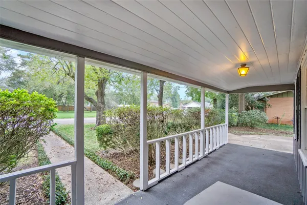 $1,600 | 1110 Woods Drive, Liberty, TX 77575