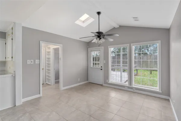 $1,600 | 1110 Woods Drive, Liberty, TX 77575