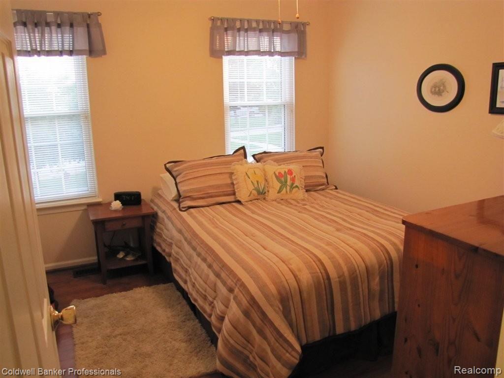 1534 Rand Road Canton, MI 48187 - Photo 9 of 17 1st Bedroom