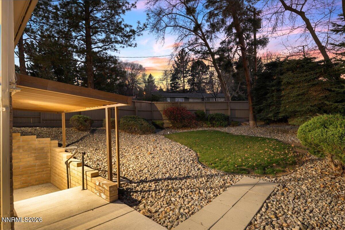 2135 Marsh Avenue Reno, NV 89509 - Photo 27 of 36 70-DSC_8564