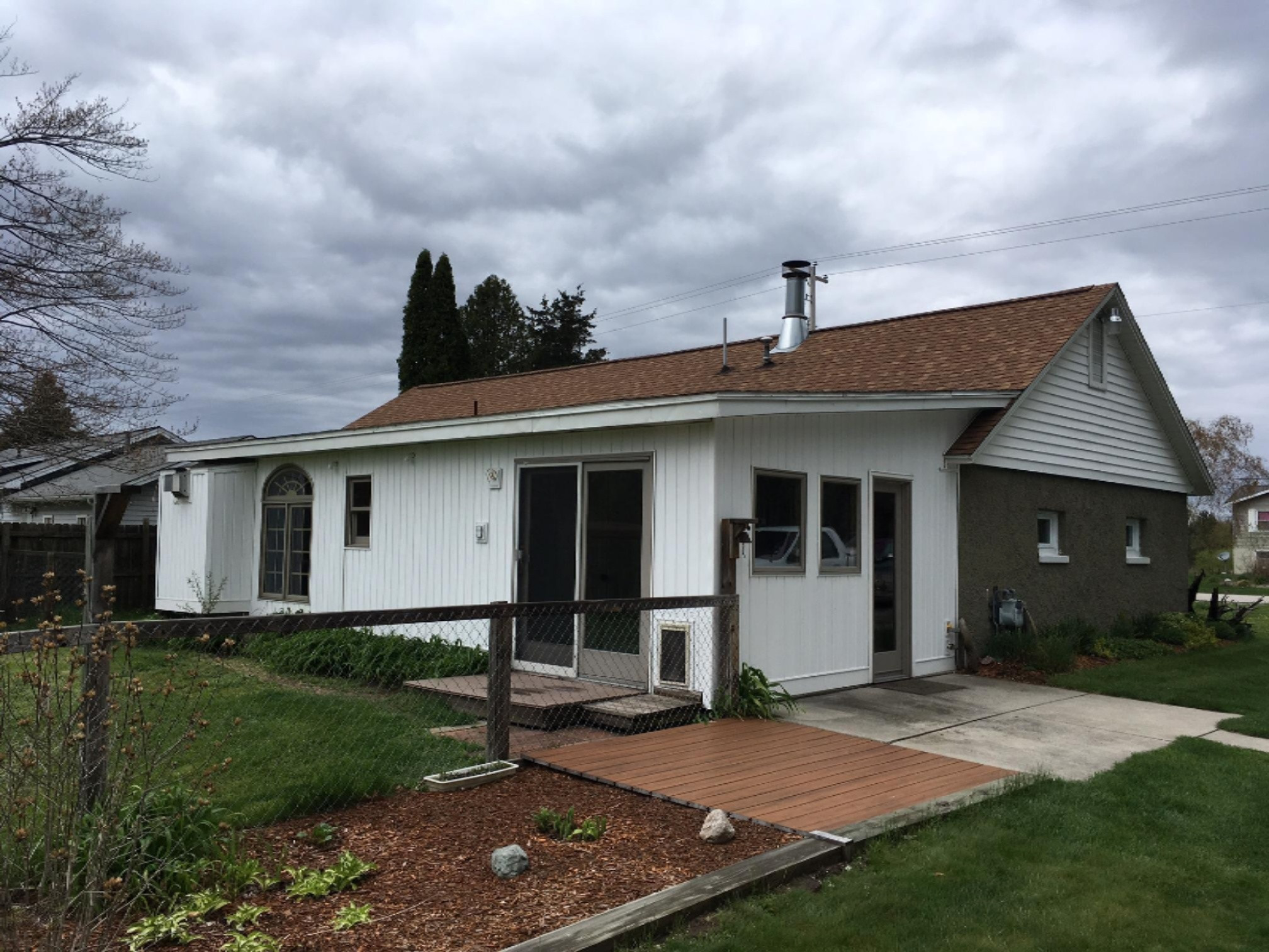 505 East Bard Road Muskegon, MI 49445 - Photo 2 of 18 IMG_5193