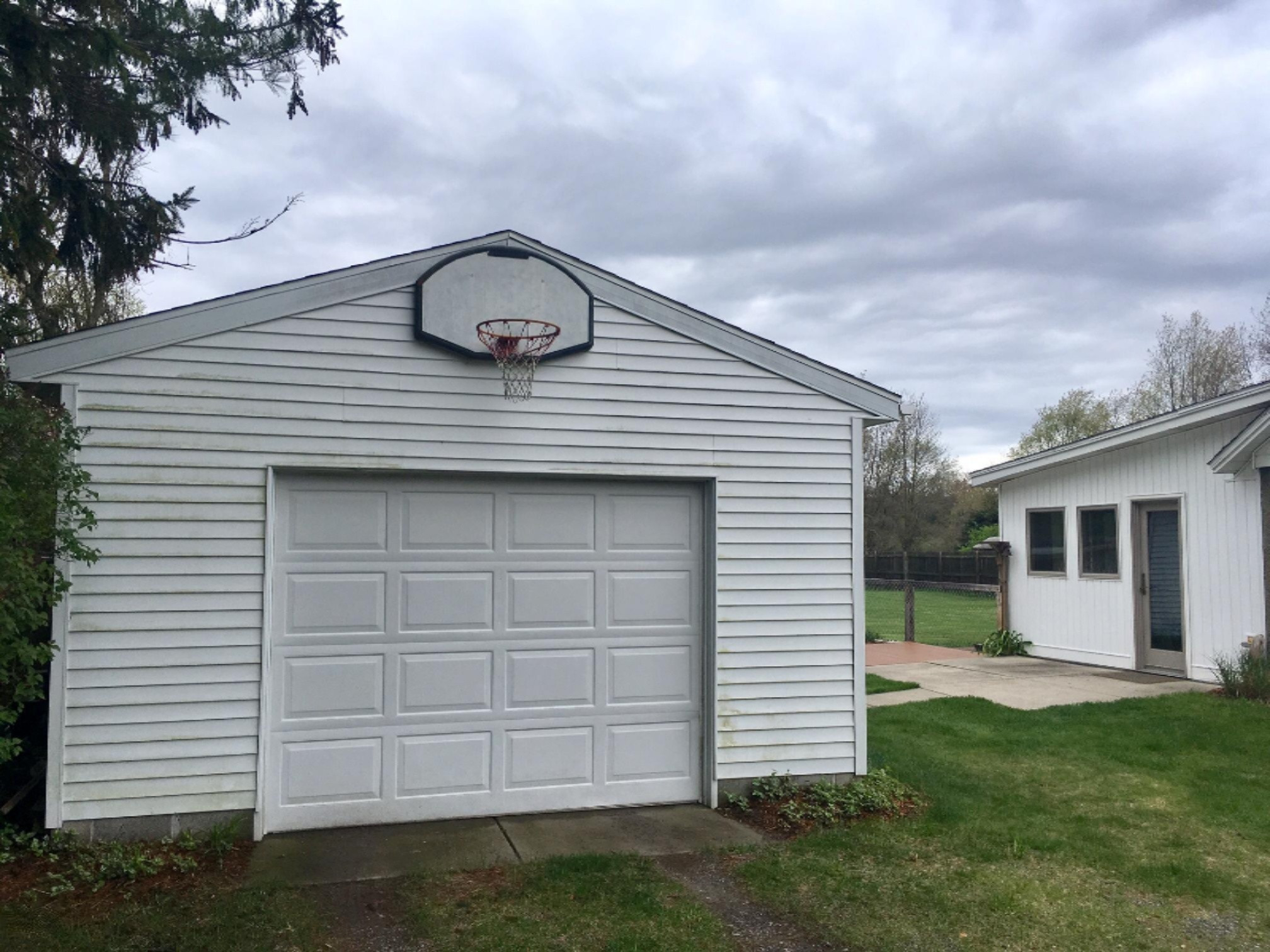 505 East Bard Road Muskegon, MI 49445 - Photo 3 of 18 FullSizeRender (1)