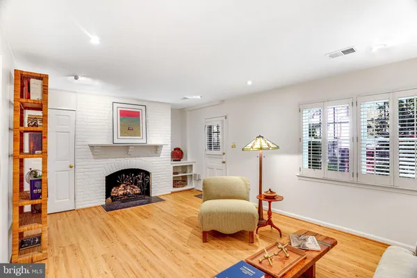 $1,025,000 | 6724 Melrose Drive, McLean, VA 22101