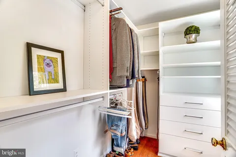$1,025,000 | 6724 Melrose Drive, McLean, VA 22101