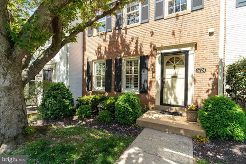 $1,025,000 | 6724 Melrose Drive, McLean, VA 22101