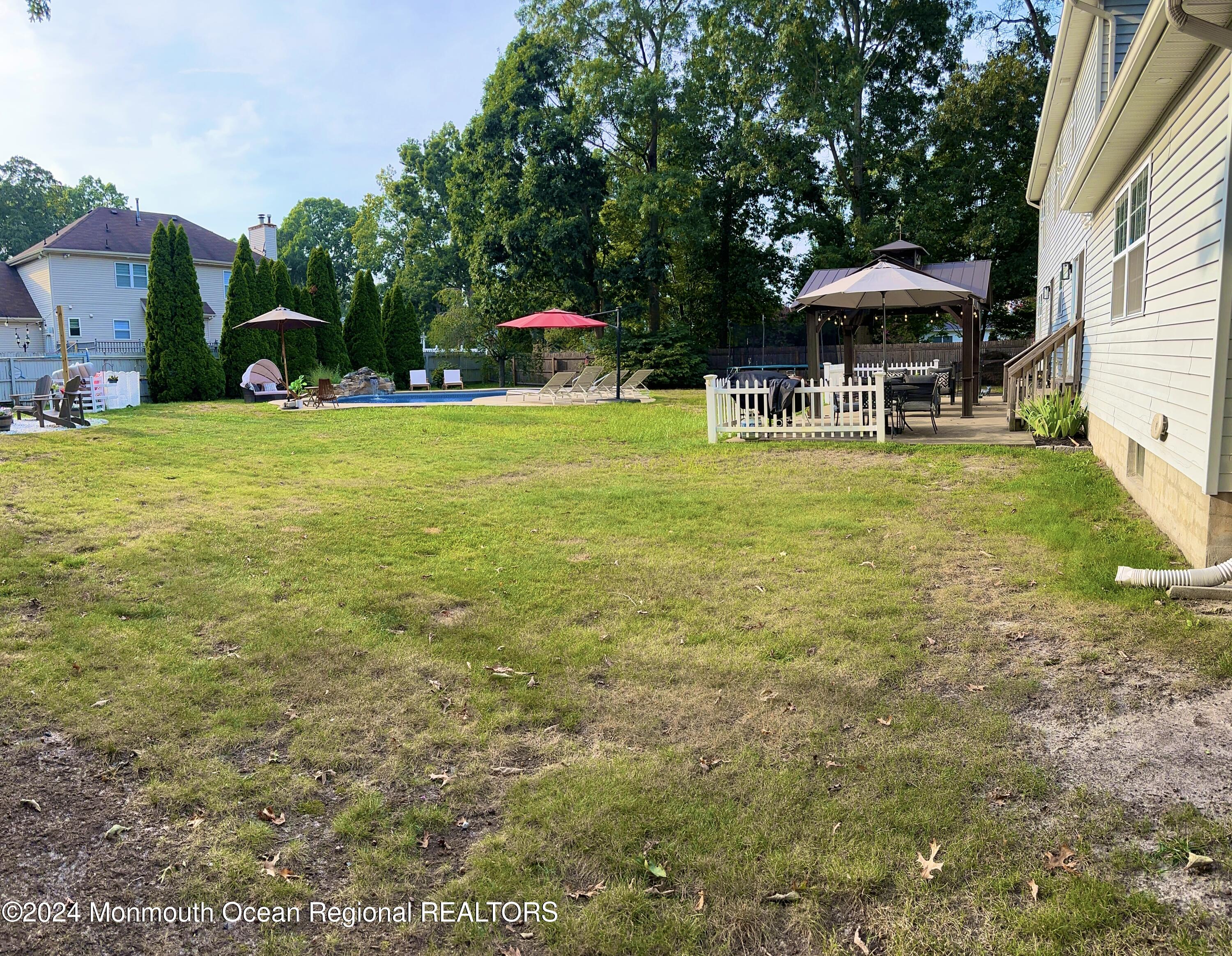 12 Yaffa Road Bayville, NJ 08721 - Photo 21 of 22 Huge fenced in yard