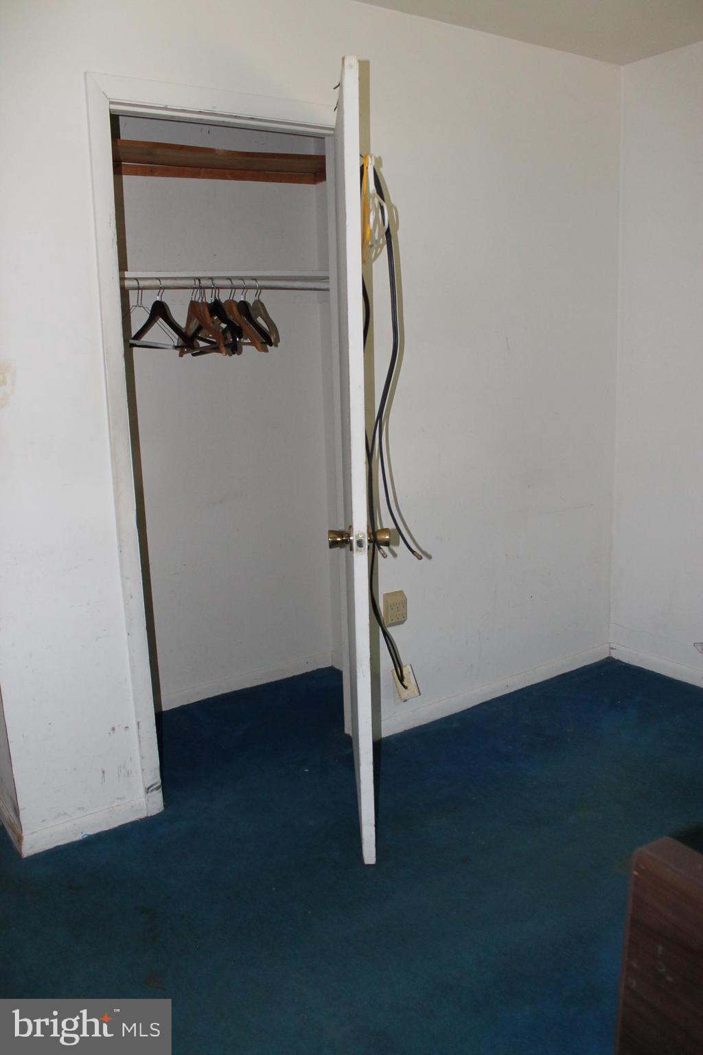 9309 Cross Bow Road Fort Washington, MD 20744 - Photo 19 of 32 Bedroom 3 Closet