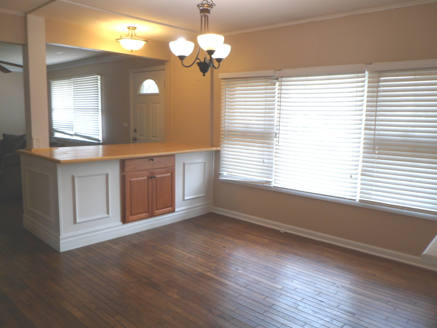 6217 Birmingham Street Chicago Ridge, IL 60415 - Photo 6 of 17