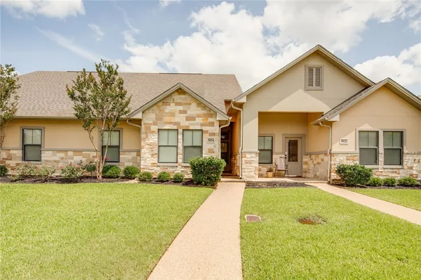 $2,075 | 3824 Black Hawk Lane, College Station, TX 77845