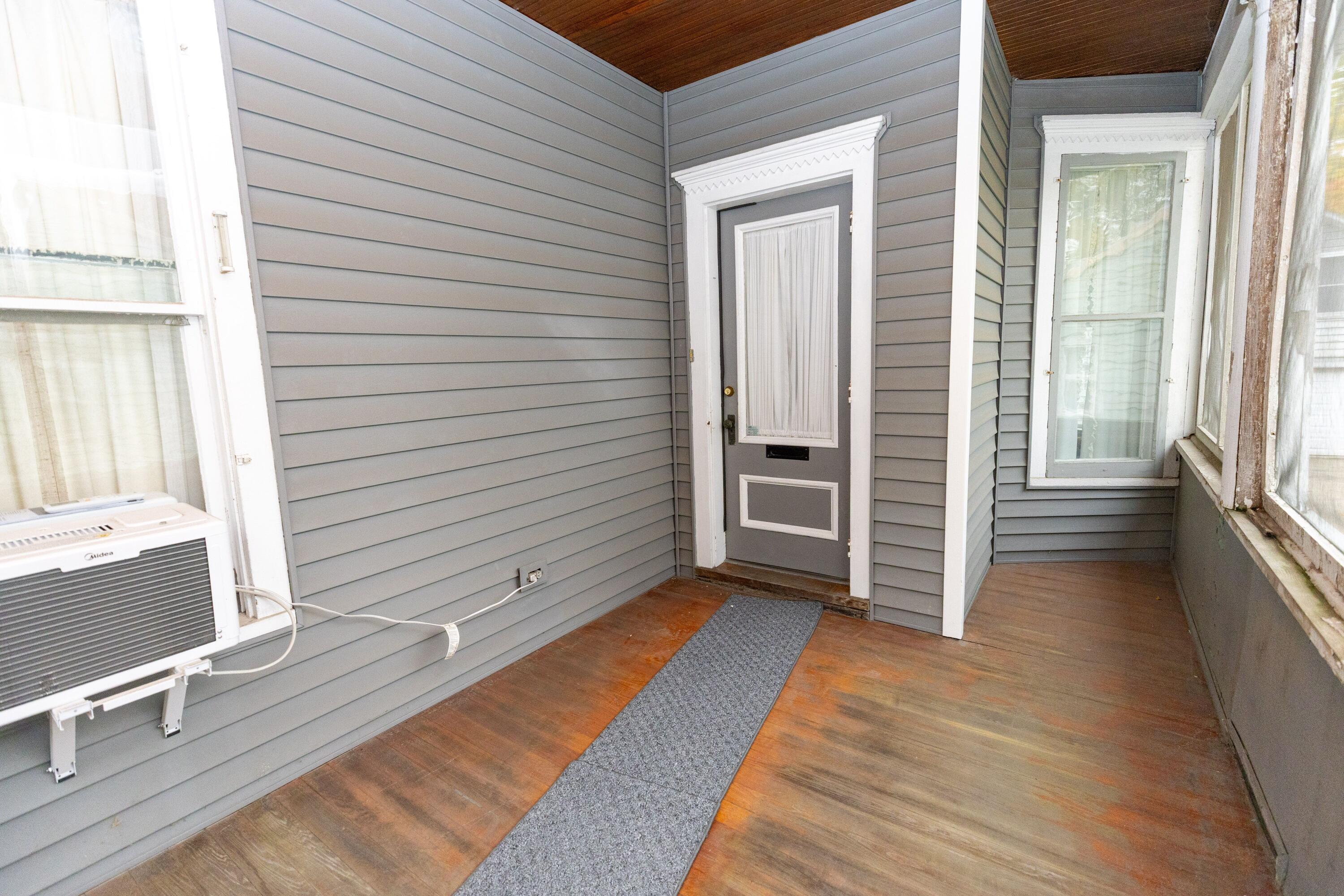 520 Union Street Ionia, MI 48846 - Photo 11 of 68 520UnioniStreet-72