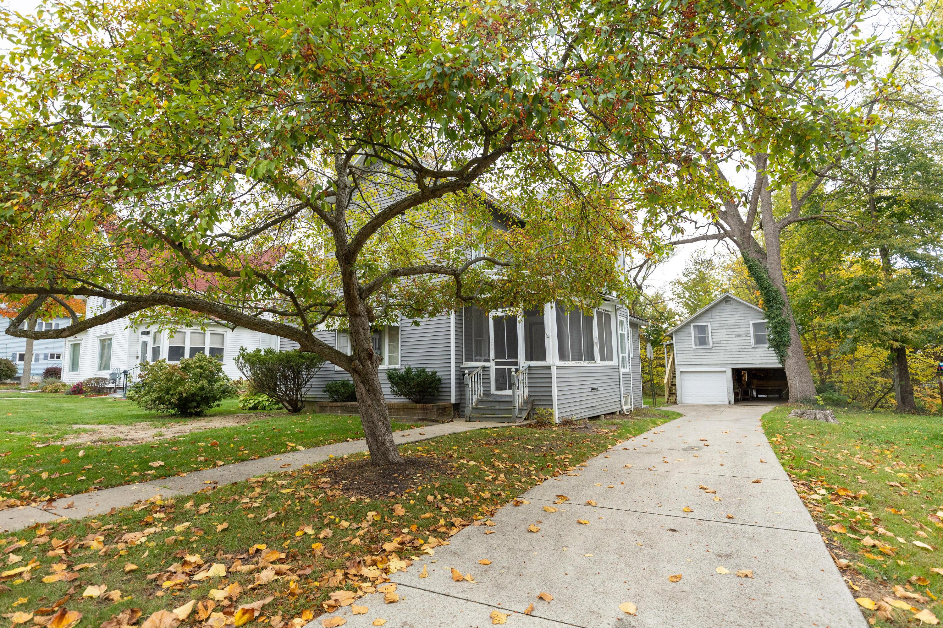 520 Union Street Ionia, MI 48846 - Photo 6 of 68 520UnioniStreet-61