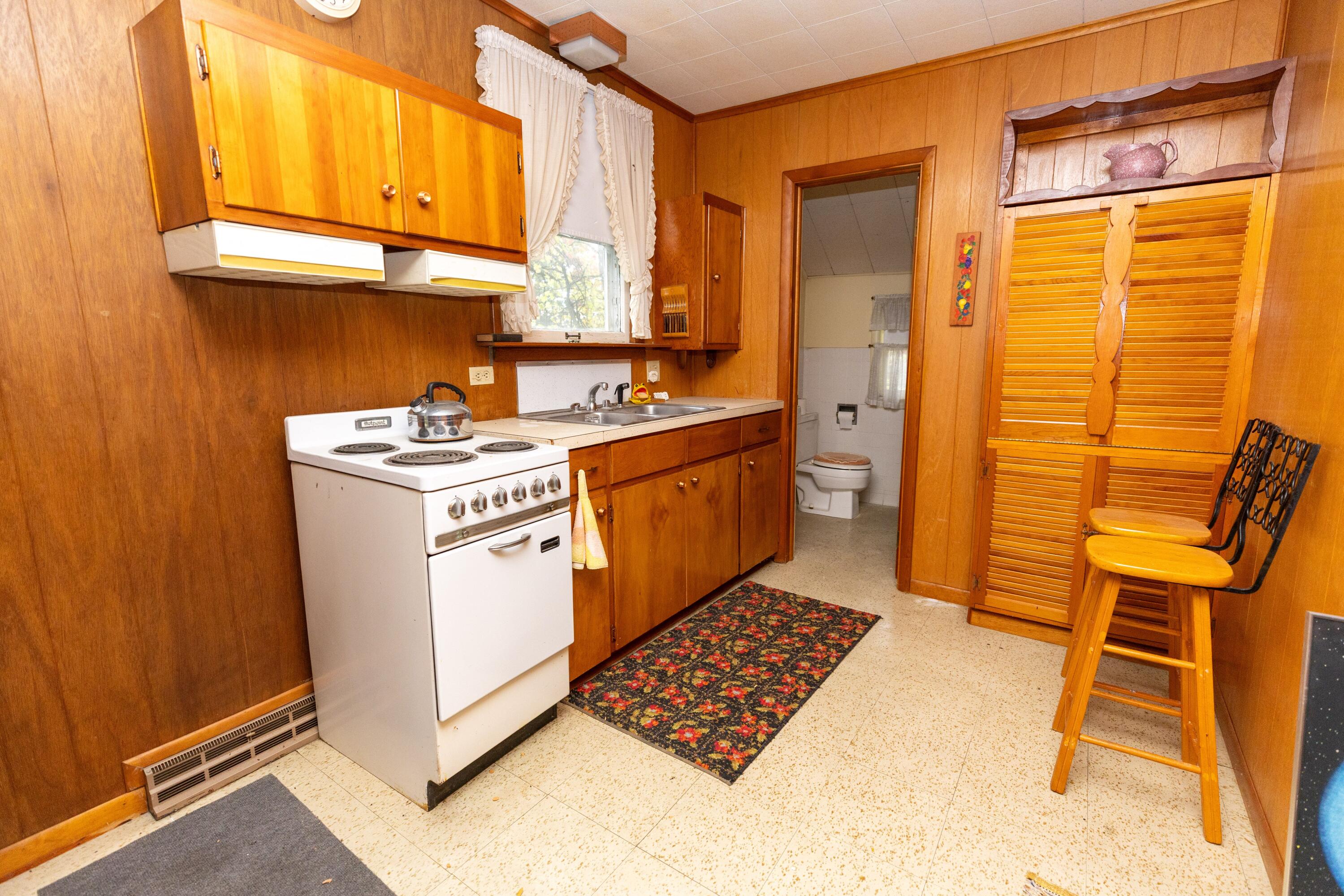 520 Union Street Ionia, MI 48846 - Photo 63 of 68 520UnioniStreet-46