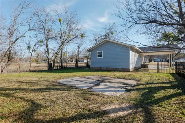 $195,000 | 713 Southeast 16th Street, Mineral Wells, TX 76067