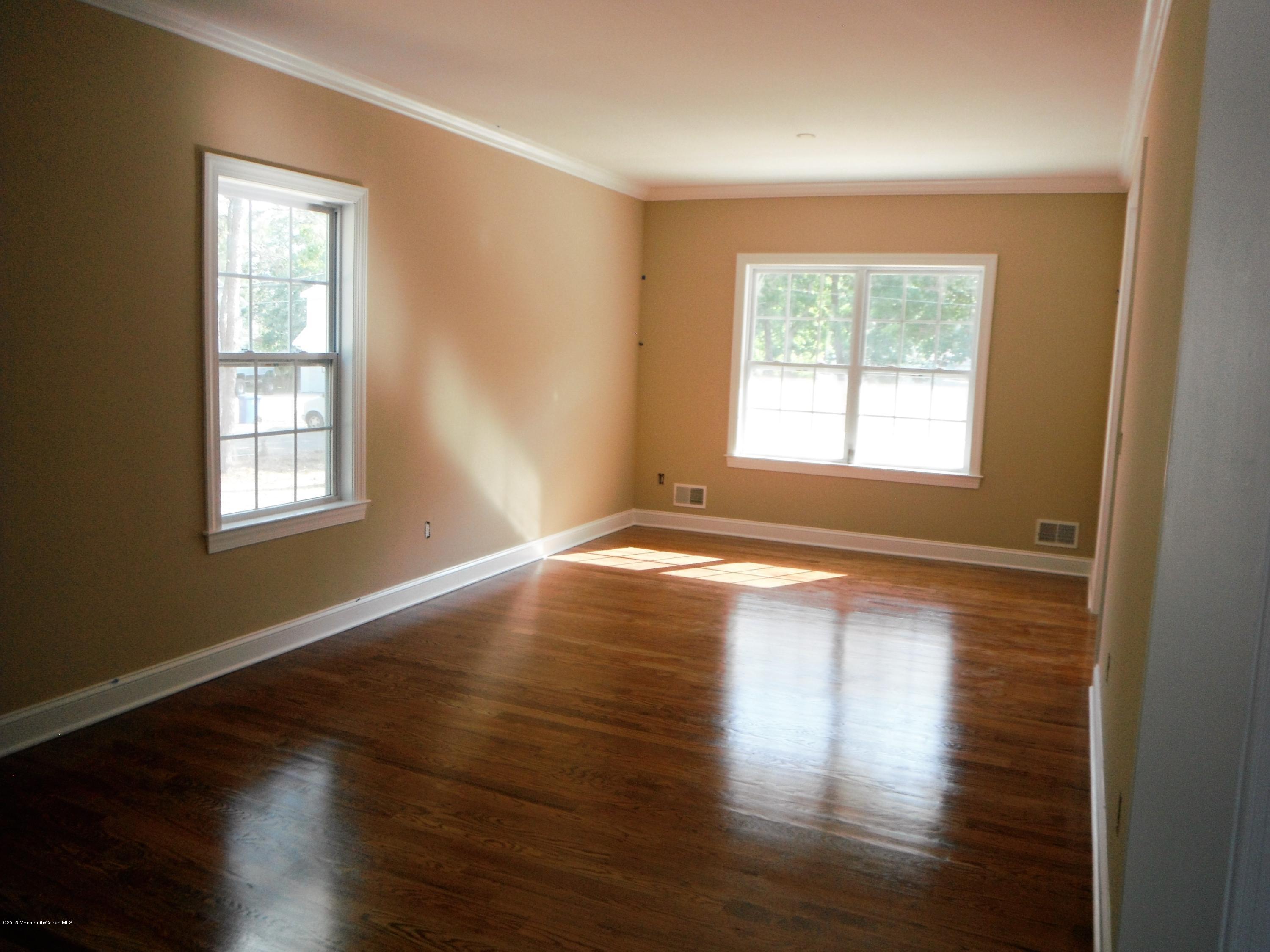 135 Launch Road Manahawkin, NJ 08050 - Photo 16 of 27 DSCF8502