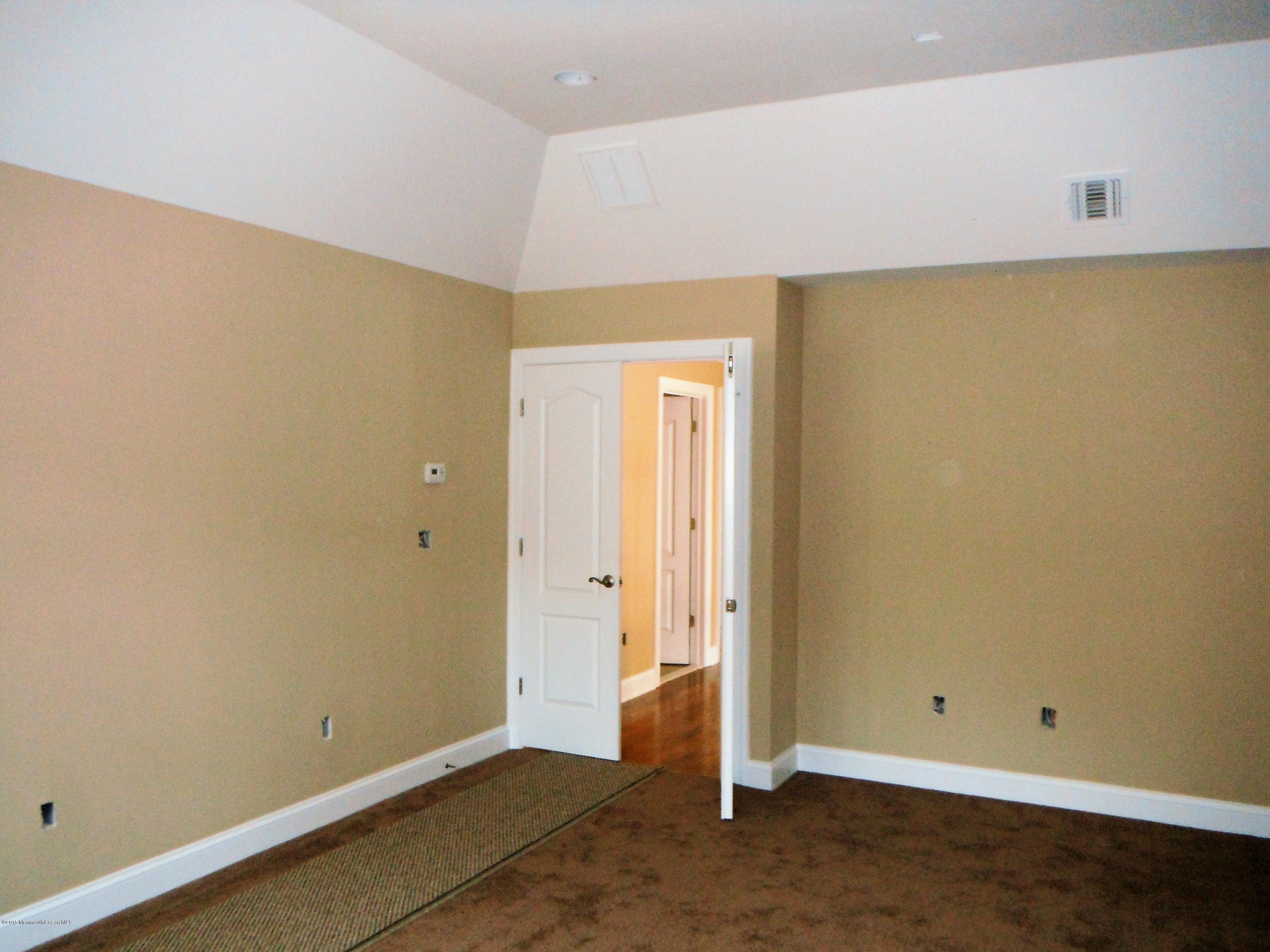 135 Launch Road Manahawkin, NJ 08050 - Photo 8 of 27 DSCF8514
