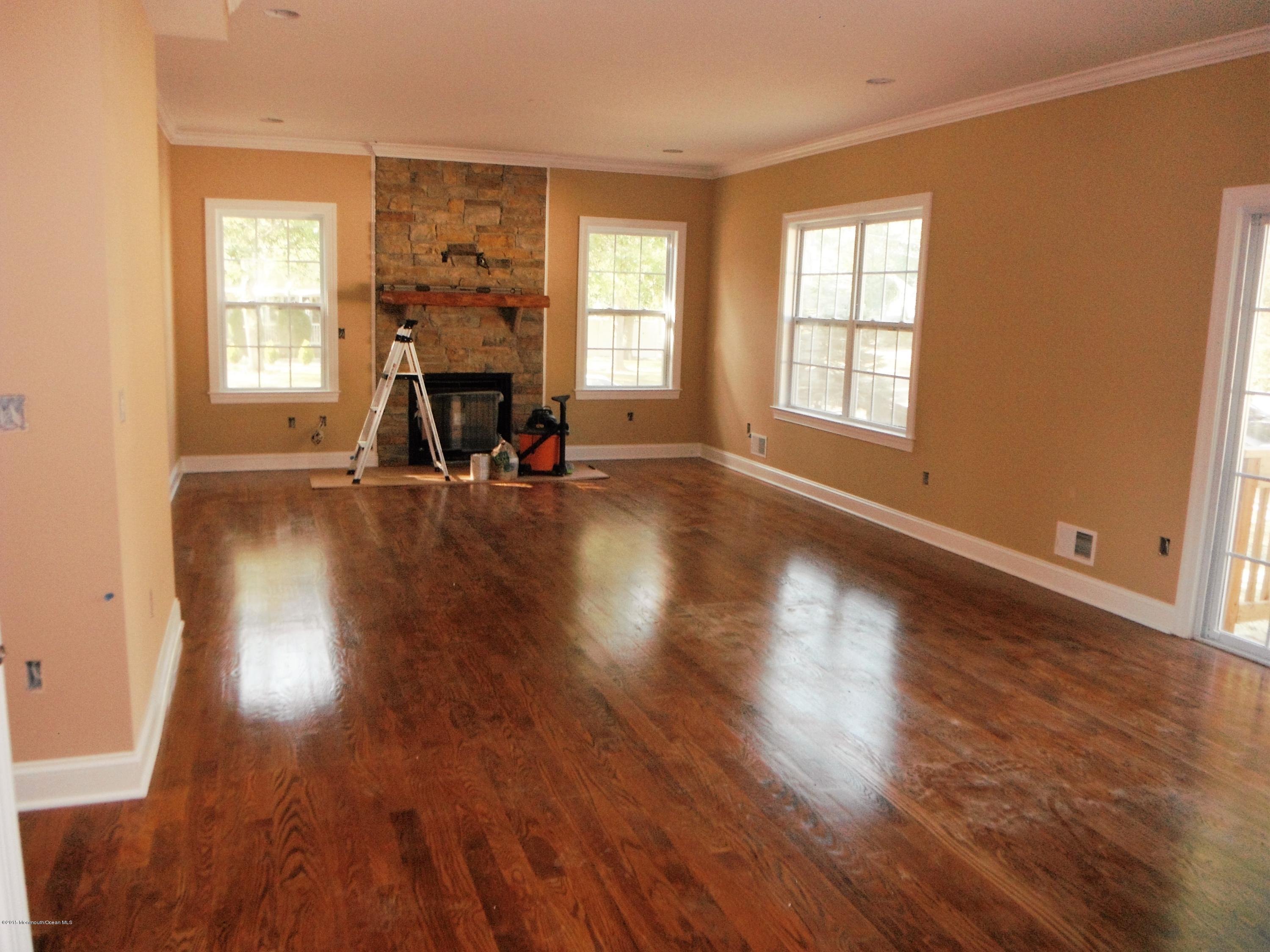 135 Launch Road Manahawkin, NJ 08050 - Photo 10 of 27 DSCF8521