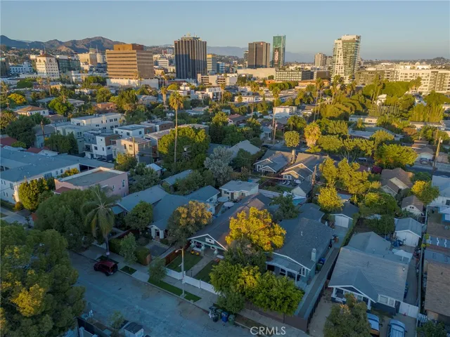 $7,500 | 1322 North June Street, Los Angeles, CA 90028