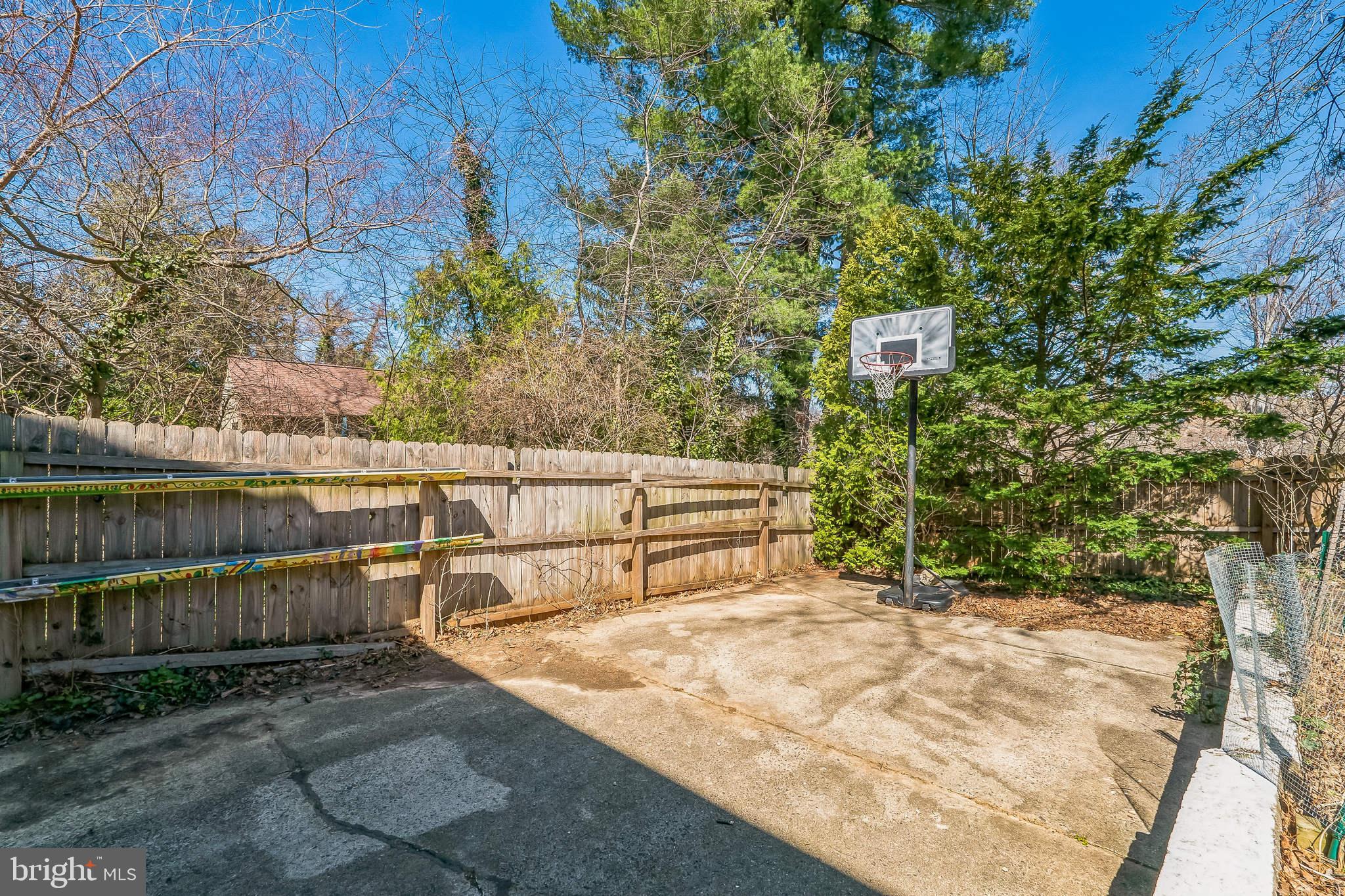 315 Shaw Road Ridley Park, PA 19078 - Photo 37 of 50 a view of a yard with wooden fence
