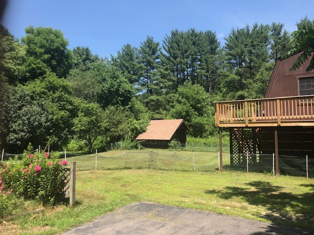 43 Hanson Road Chester, NH 03036 - Photo 3 of 19