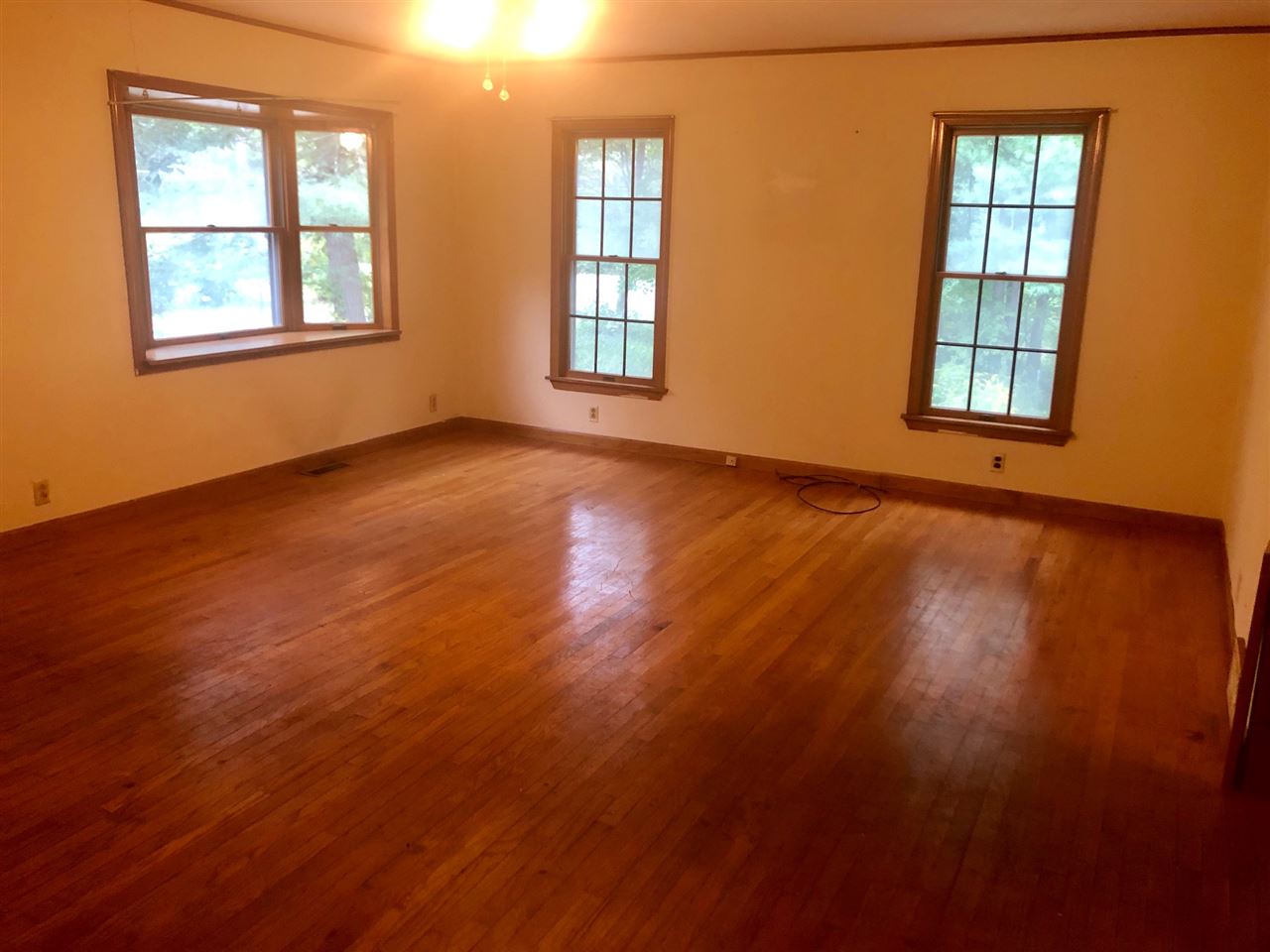 43 Hanson Road Chester, NH 03036 - Photo 8 of 19