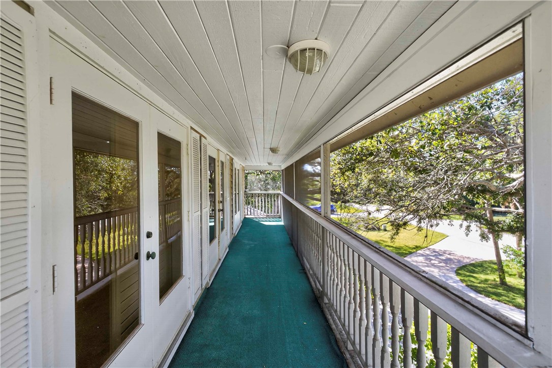 950 Winding River Road Vero Beach, FL 32963 - Photo 27 of 34