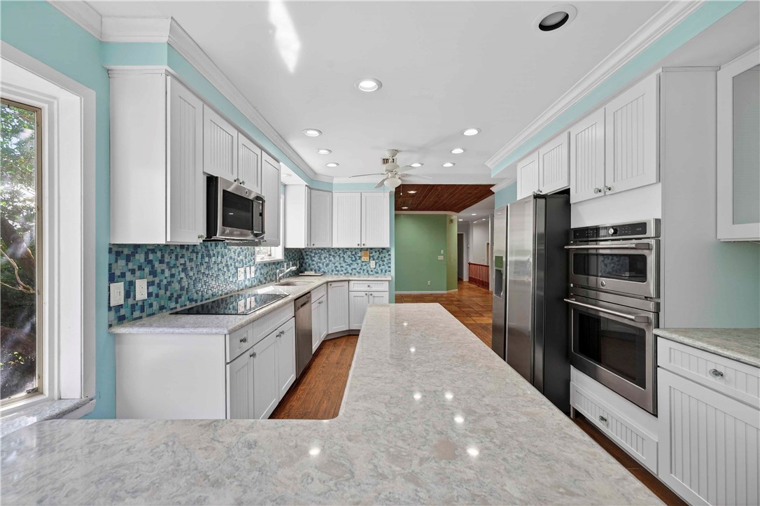 950 Winding River Road Vero Beach, FL 32963 - Photo 9 of 34