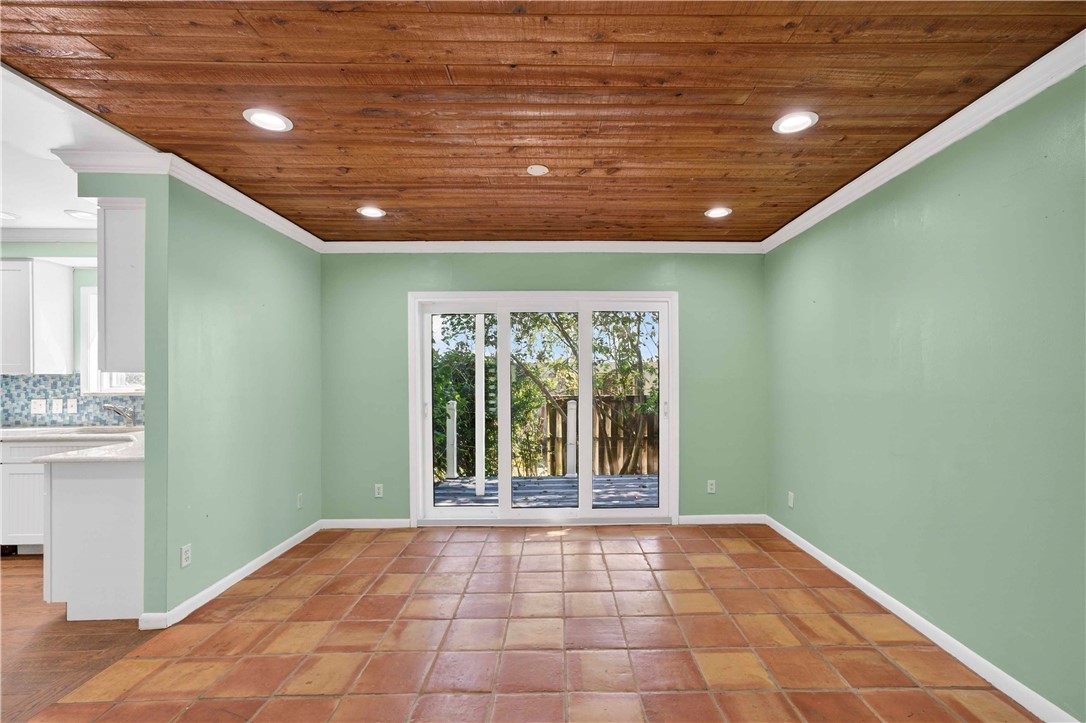 950 Winding River Road Vero Beach, FL 32963 - Photo 10 of 34